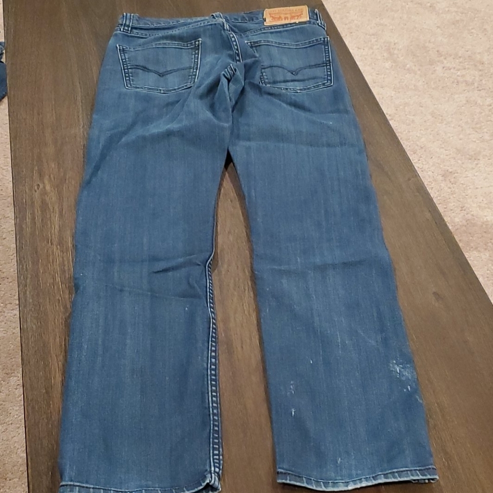 Levi"s Jeans - Picture 7 of 7